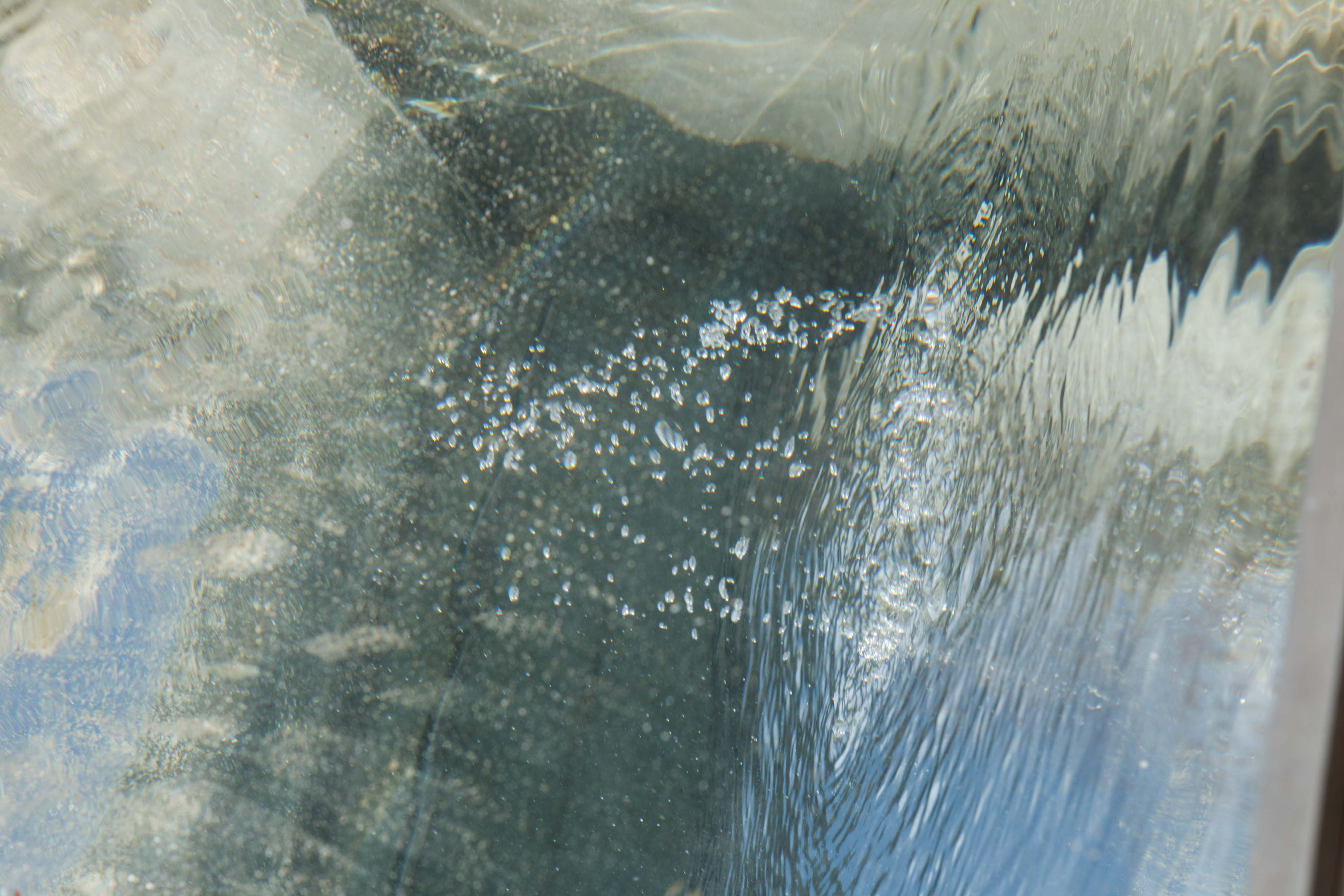 Water sparkling inside a fountain 